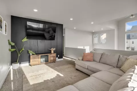 Living - 1607 N 1300 E, Payson, UT 84651 photo 2 of 3