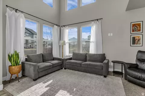 Living - 1607 N 1300 E, Payson, UT 84651 photo 1 of 3