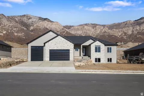 638 E Mountain Rd N, North Ogden, UT 84414
