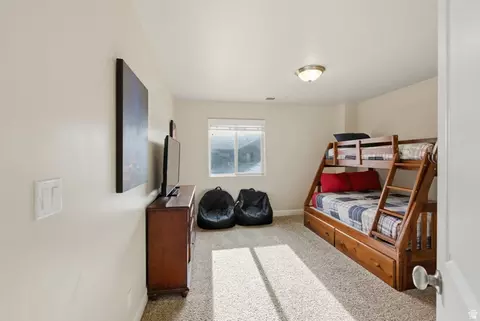 Bedroom - 4269 E Razor Dr, Washington, UT 84780 photo 4 of 10