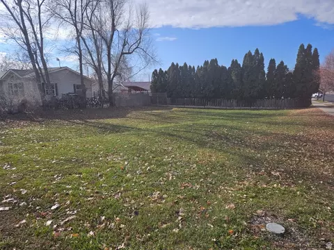 715 S 80 E, Logan, UT 84321 photo 2