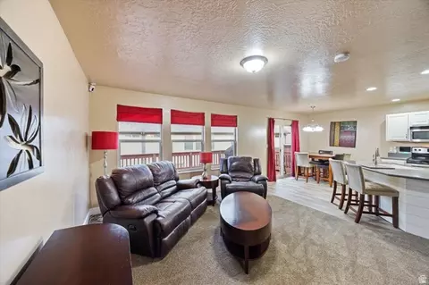 1227 N Firefly Dr, Spanish Fork, UT 84660