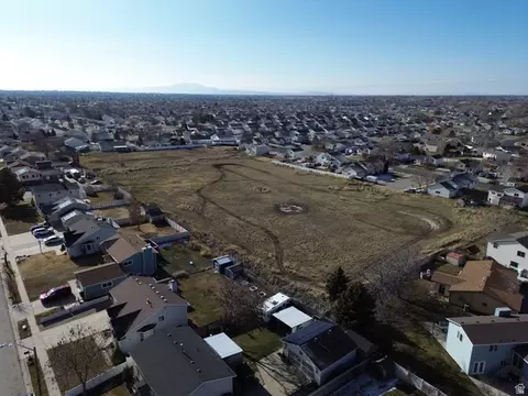 4950 S 3900 W, Roy, UT 84067