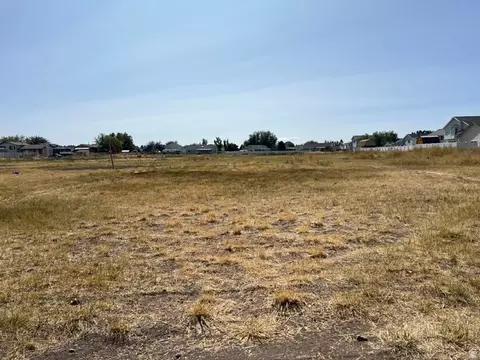 4950 S 3900 W, Roy, UT 84067