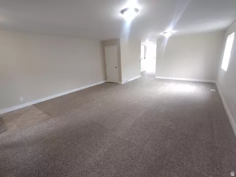 Living - 3315 E Appaloosa Way, Eagle Mountain, UT 84005 photo 3 of 5