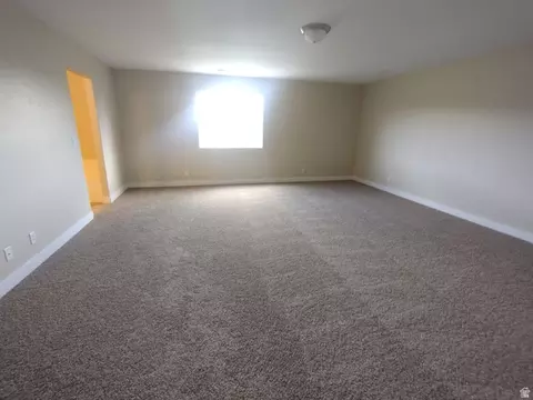 Living - 3315 E Appaloosa Way, Eagle Mountain, UT 84005 photo 4 of 5