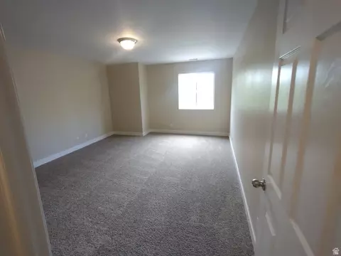Bedroom - 3315 E Appaloosa Way, Eagle Mountain, UT 84005 photo 3 of 4