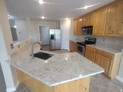 Kitchen - 3315 E Appaloosa Way, Eagle Mountain, UT 84005 photo 1 of 2