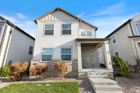 7697 W King Top Rd, Magna, UT 84044