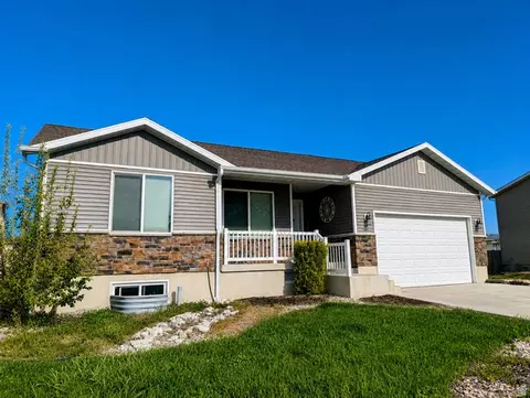 1086 S 150 W, Tremonton, UT 84337