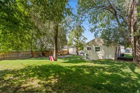 Exterior - 51 S 400 E, Clearfield, UT 84015 photo 4 of 7