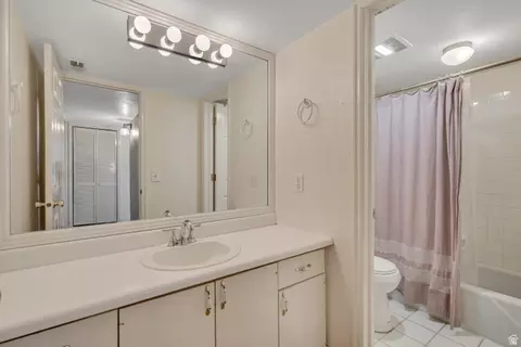 Bath - 875 E Arrowhead Ln S # 46, Murray, UT 84107 photo 1 of 2