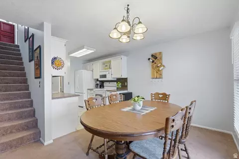 Dining - 271 Brookfield Ln, Centerville, UT 84014 photo 3 of 3