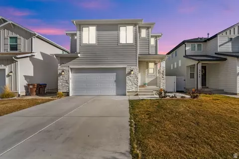3736 Cuade St N, Eagle Mountain, UT 84005