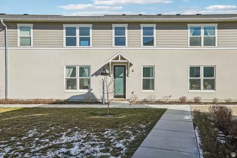 5533 W Pronghorn Dr, South Jordan, UT 84009