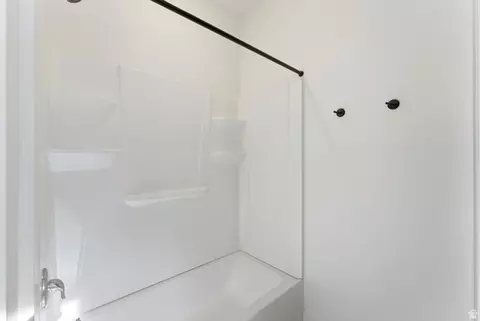 Bath - 136 E Chambord Ct S, Sandy, UT 84070 photo 2 of 5