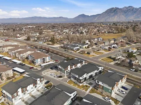 View/Area - 136 E Chambord Ct S, Sandy, UT 84070 photo 2 of 2
