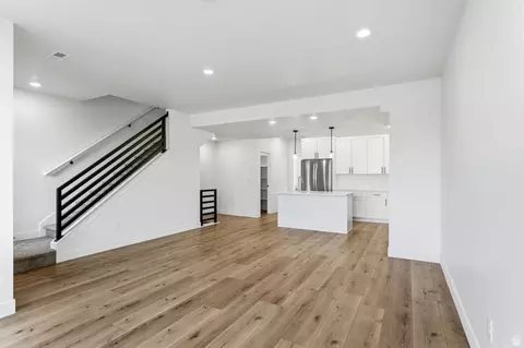 Living - 138 E Chambord Ct S, Sandy, UT 84070 photo 7 of 9
