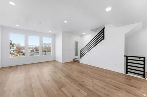 Living - 138 E Chambord Ct S, Sandy, UT 84070 photo 6 of 9