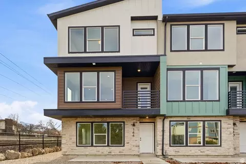 144 E Chambord Ct S, Sandy, UT 84070