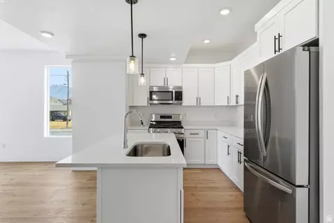Kitchen - 144 E Chambord Ct S, Sandy, UT 84070 photo 1 of 5