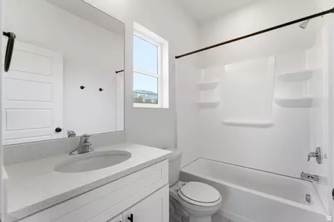 Bath - 144 E Chambord Ct S, Sandy, UT 84070 photo 2 of 4