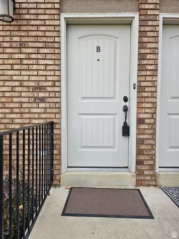 1461 N Amiron Way W #B, Orem, UT 84057