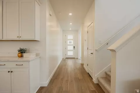 Entry Way - 2989 N Lone Pine St #633, Eagle Mountain, UT 84005 photo 2 of 6