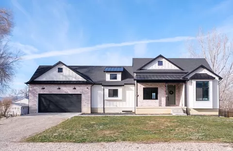 368 S 300 E, Mount Pleasant, UT 84647