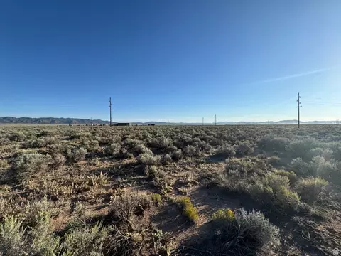 2341 E Castle Ave, Beryl, UT 84714 photo 3