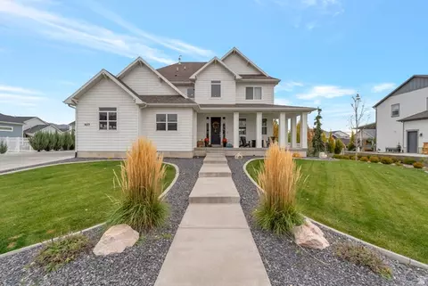 1633 W Alpenglow Cir, Farmington, UT 84025