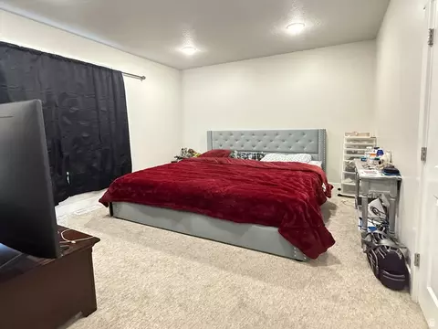 Bedroom - 462 E 625 S, Clearfield, UT 84015 photo 1 of 3