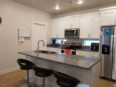 Kitchen - 462 E 625 S, Clearfield, UT 84015 photo 1 of 2