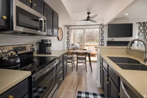 Kitchen - 3246 E Fairway Loop, Moab, UT 84532 photo 1 of 3