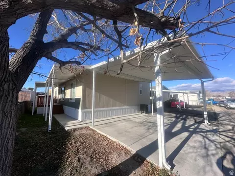 3542 S Casino Camino St W, West Valley City, UT 84119
