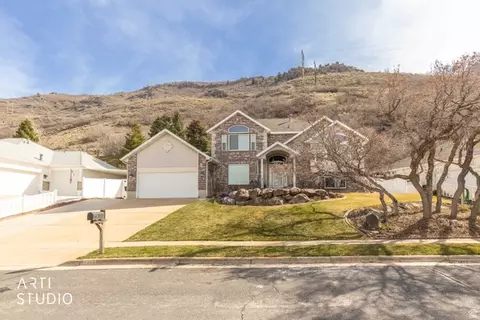 2522 N 1600 E, North Ogden, UT 84414