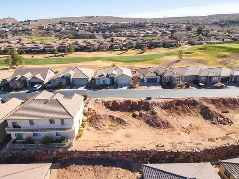 2261 S Tonaquint Dr #11, Saint George, UT 84770