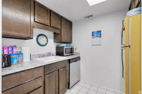 Kitchen - 5974 S Sultan Cir E, Murray, UT 84107 photo 2 of 2