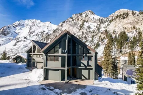 9927 E Powder Run Rd #10B, Alta, UT 84092