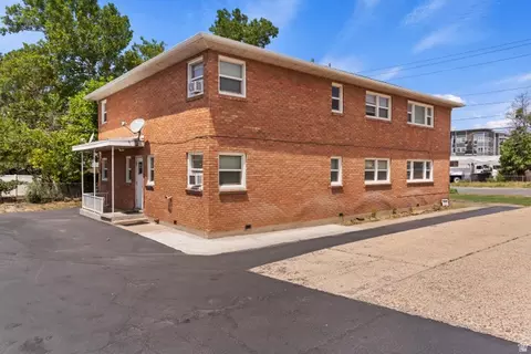 Exterior - 338 E 200 S, Clearfield, UT 84015 photo 2 of 3