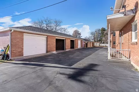 Exterior - 338 E 200 S, Clearfield, UT 84015 photo 1 of 3