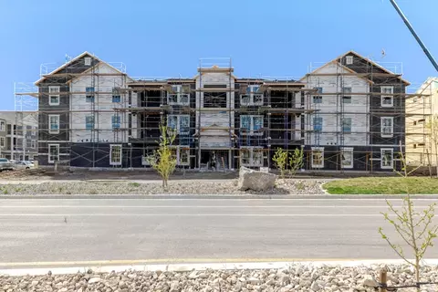 6668 W Twin Rocks Ln #B201, Herriman, UT 84096