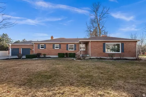 1420 E Spring Ln S, Holladay, UT 84117