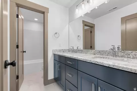 Bath - 2724 E Mount Jordan Rd, Sandy, UT 84092 photo 3 of 5