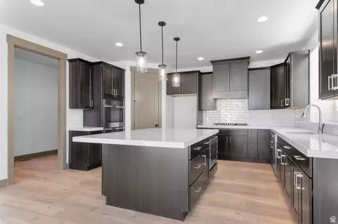 Kitchen - 2724 E Mount Jordan Rd, Sandy, UT 84092 photo 2 of 3