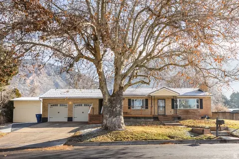 2890 S Wheelock Ave, Ogden, UT 84403