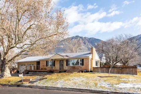 2890 S Wheelock Ave, Ogden, UT 84403