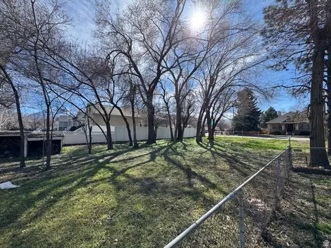 489 E 7800 S #2, Sandy, UT 84047 photo 3