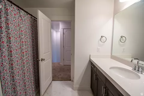 Bath - 7030 N Golden Acres Loop, Eagle Mountain, UT 84005 photo 3 of 3