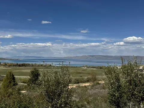 739 W Snowberry Ct W #52, Garden City, UT 84028